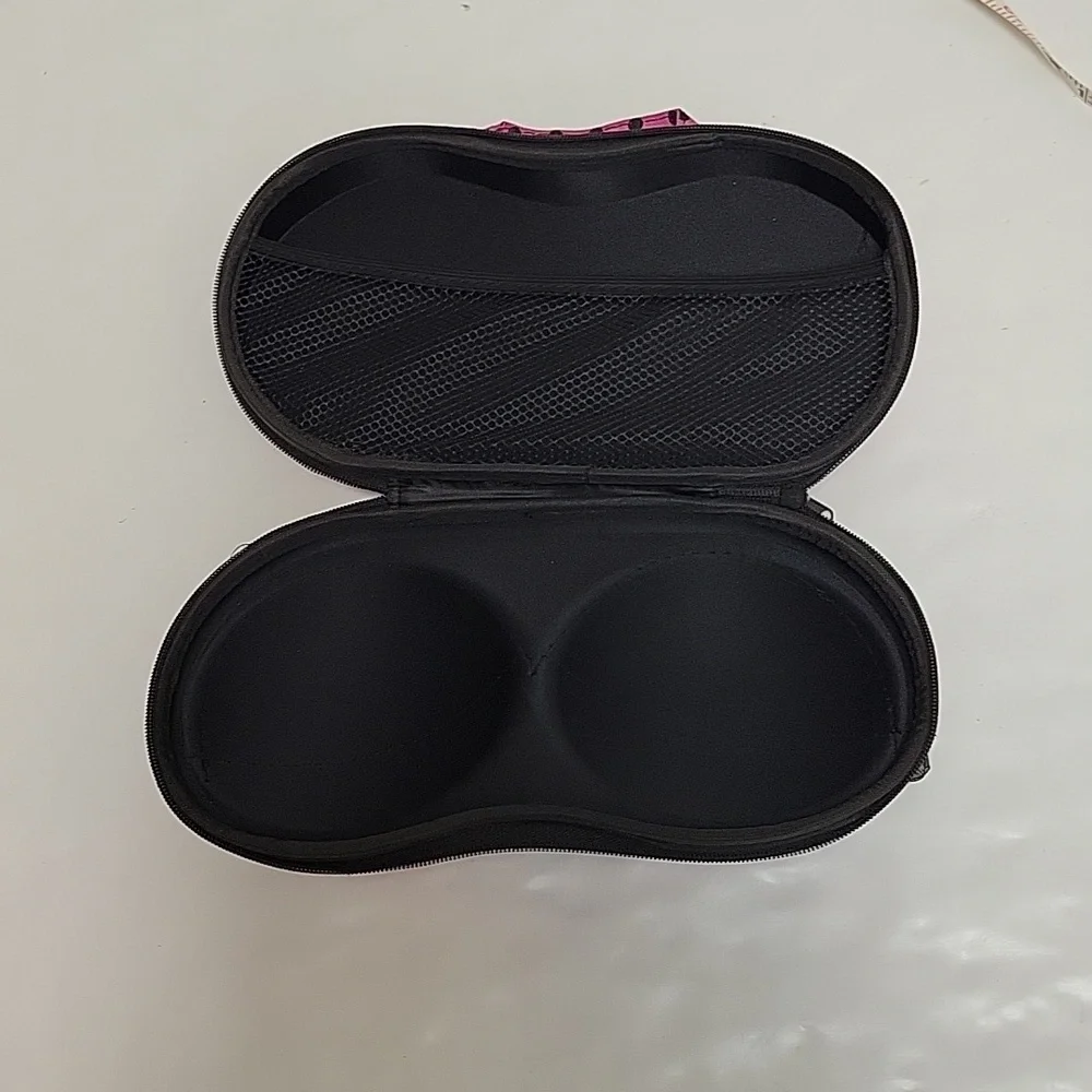 NWOT pink and black bra/swimsuit case